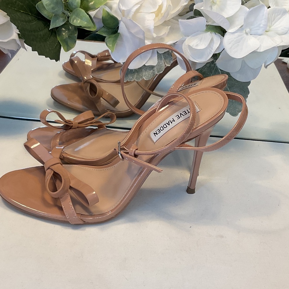 Steve Madden Nude Bow Strap Heels - Picture 2 of 8